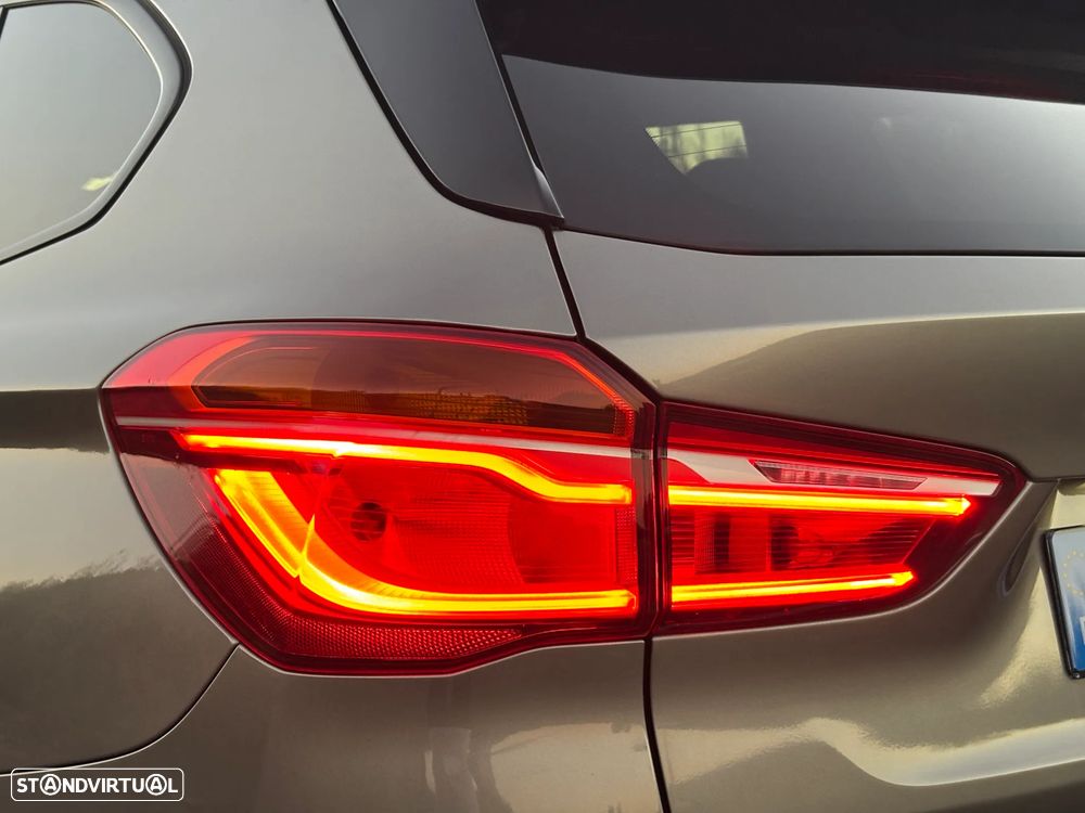 BMW X1 18 d sDrive Auto xLine - 37