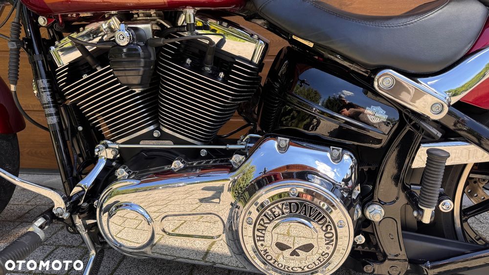 Harley-Davidson FXSB Breakout - 17