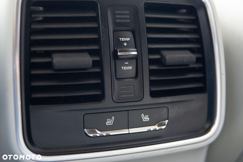 Porsche Macan Standard - 41