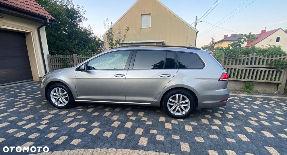 Volkswagen Golf 1.5 eTSI EVO United DSG - 4