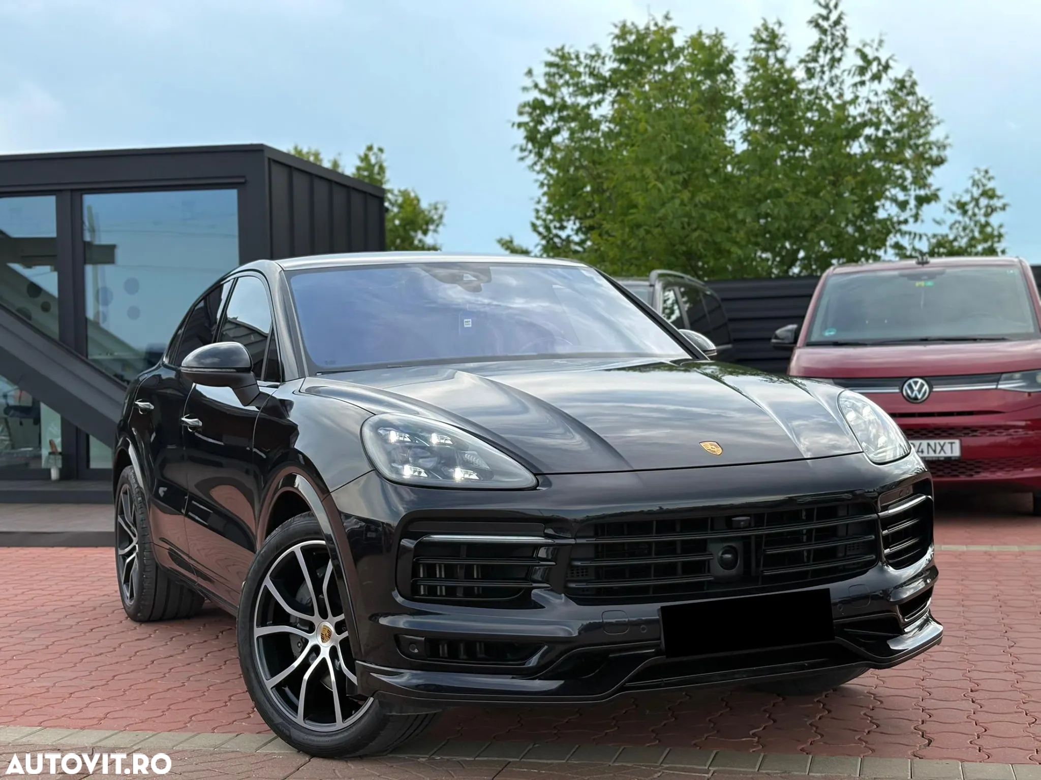 Porsche Cayenne S - 1