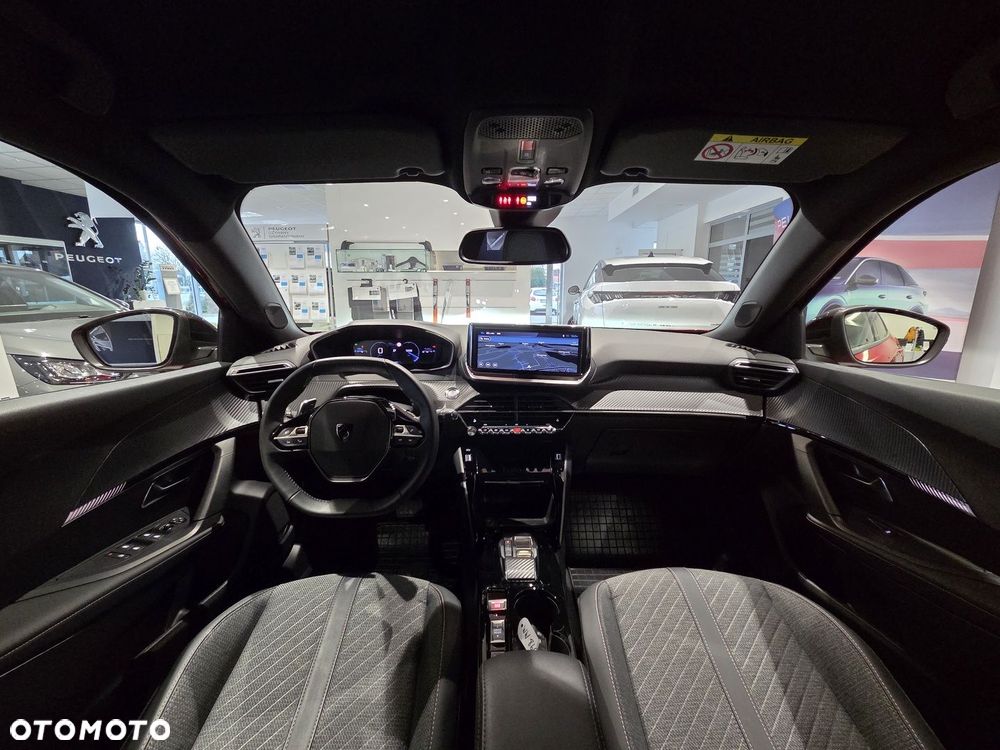 Peugeot 2008 PureTech 130 Allure S&S EAT8 - 13