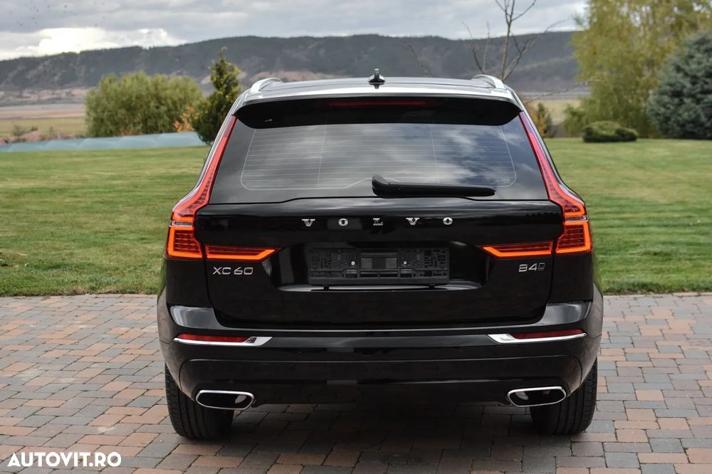 Volvo XC 60 B4 MHEV AT8 AWD Inscription - 16