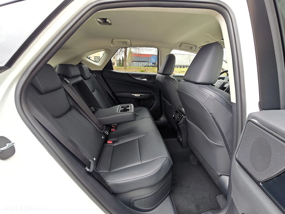 Lexus NX 350h Prestige AWD - 16