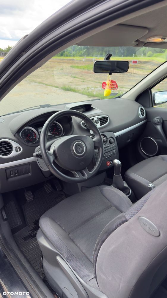 Renault Clio 1.5 dCi Extreme - 6