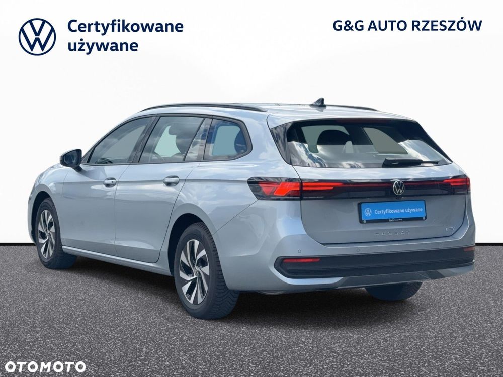 Volkswagen Passat Variant - 5