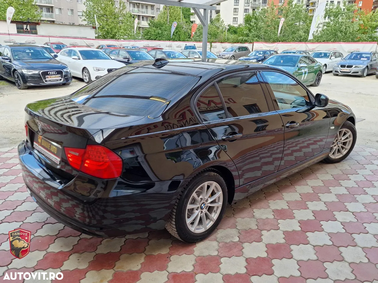 BMW Seria 3 320d xDrive Aut. - 12