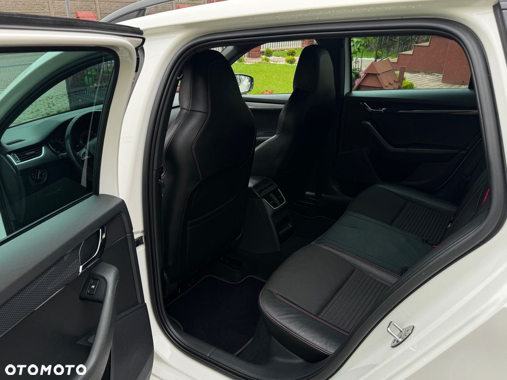 Skoda Octavia 2.0 TDI RS DSG - 13