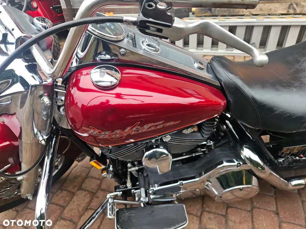 Harley-Davidson Touring Road King - 17