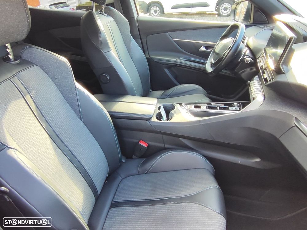 Peugeot 3008 1.5 BlueHDi Allure Pack EAT8 - 10
