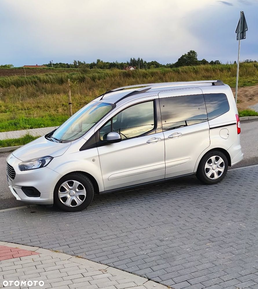 Ford Tourneo Courier 1.5 TDCi Trend - 9