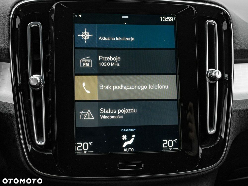 Volvo XC 40 T3 Momentum Pro - 20