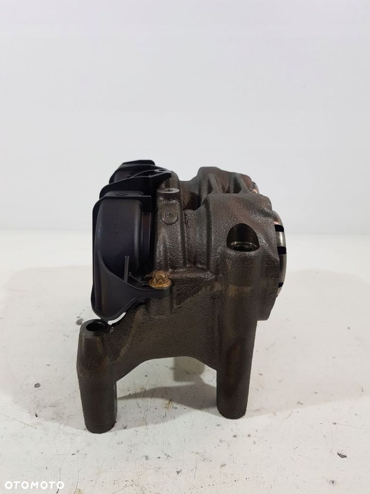 wałki balansowe a2740300685 mercedes w205 2.0 cgi - 5