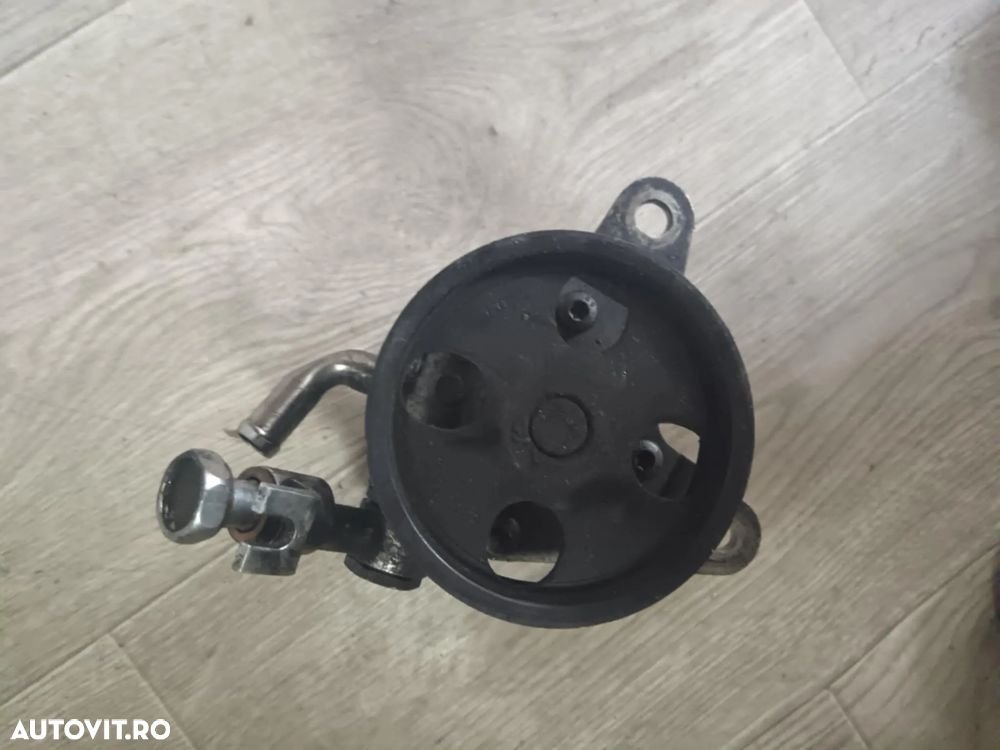 Pompa servodirectie nissan navara , mercedes x class 2.3 d 190 cai 2018 KYB 5xaqa - 2