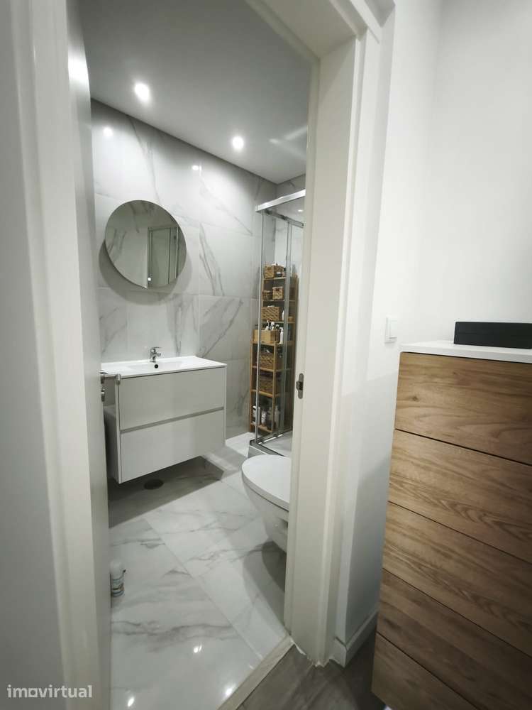 Apartamento T2 em rua Teresa de Saldanha - Grande imagem: 3/15