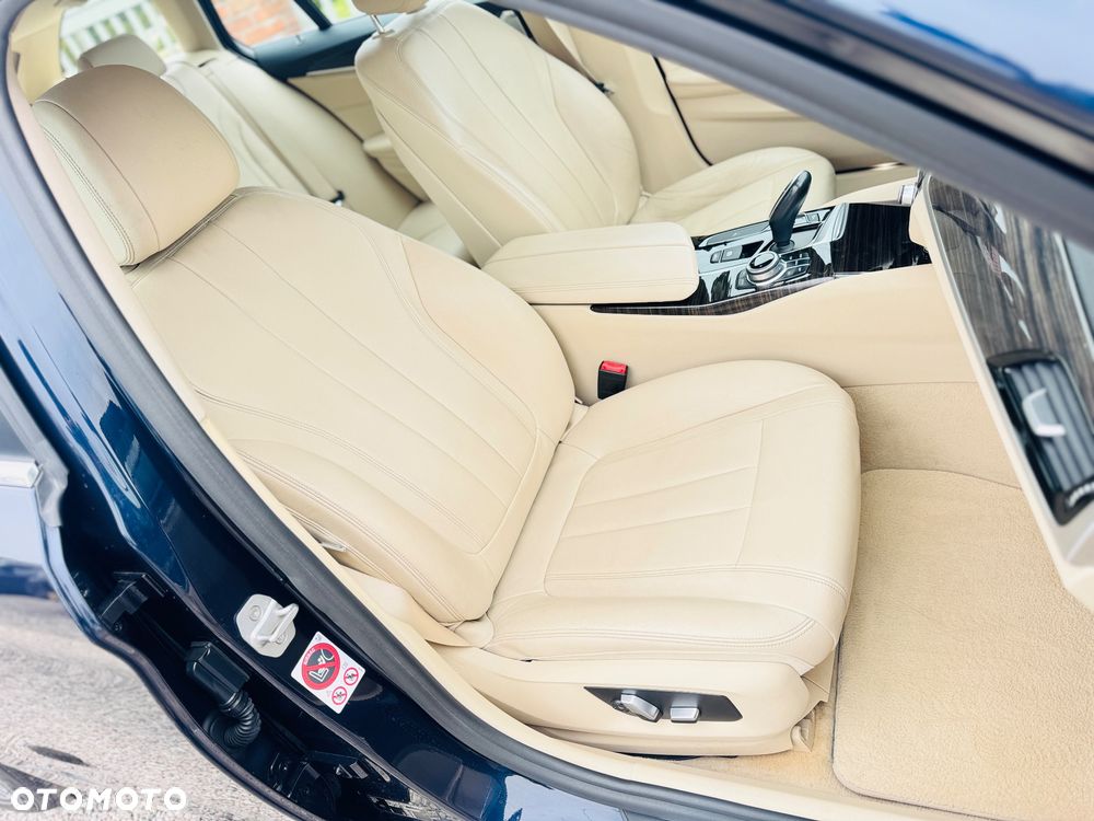 BMW Seria 5 520d Luxury Line sport - 20