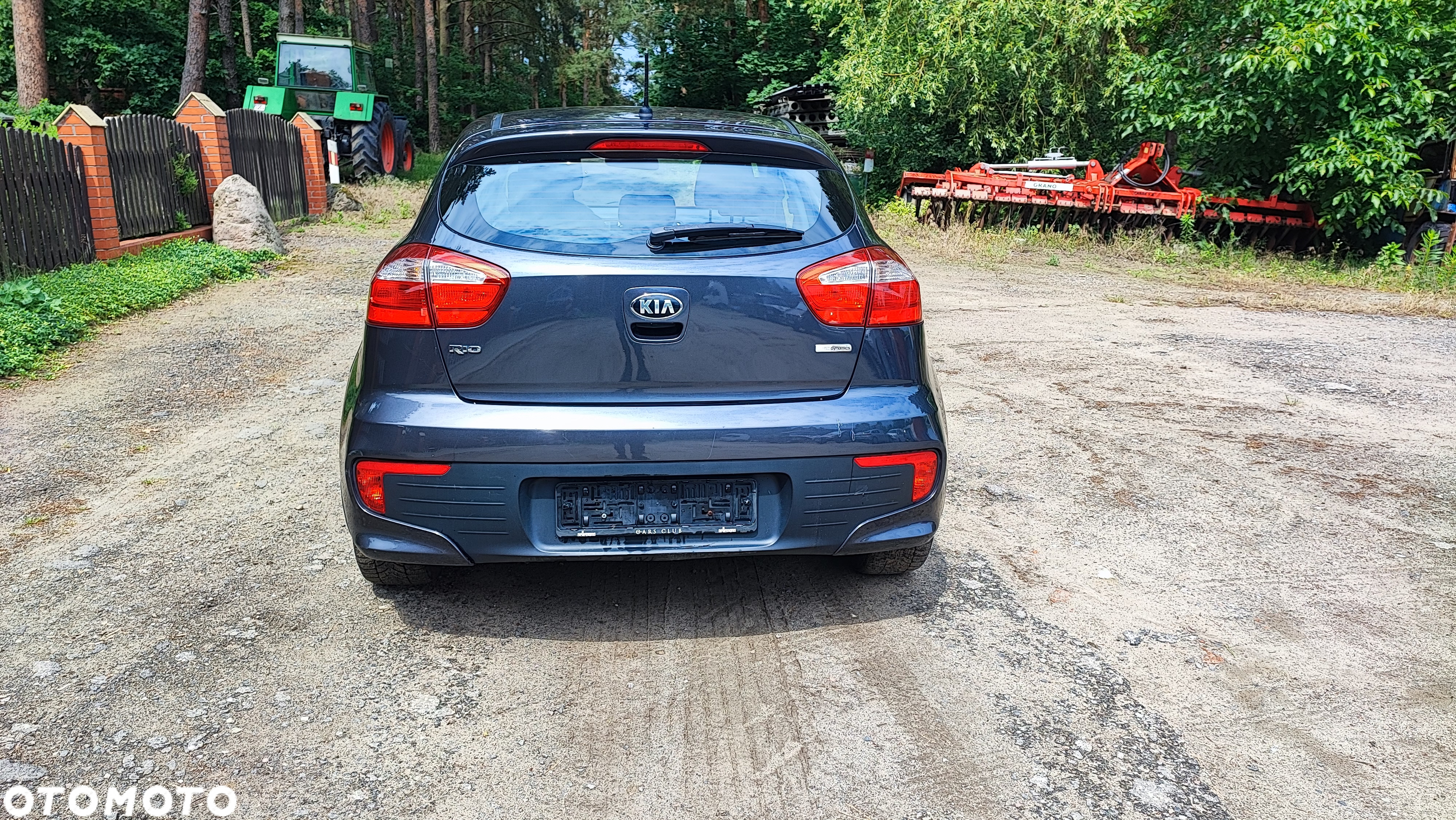 Kia Rio 1.2 M - 12