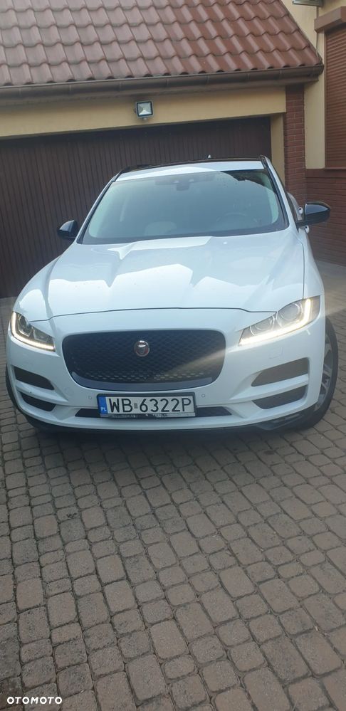 Jaguar F-Pace 2.0 i4D AWD R-Sport - 10