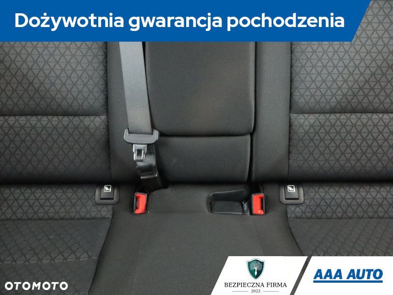 Kia Ceed - 12