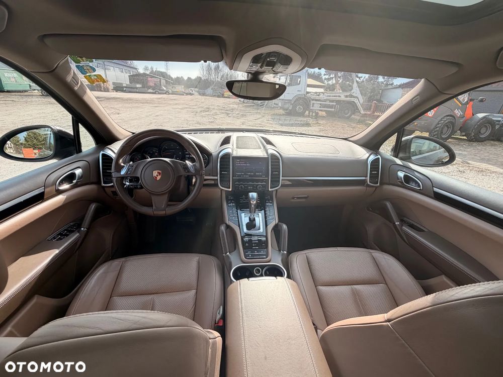 Porsche Cayenne Diesel Platinum Edition - 13