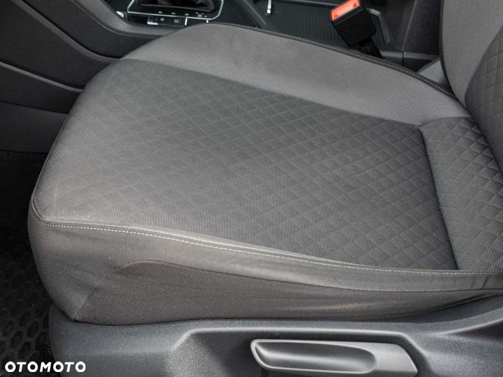 Volkswagen Tiguan - 11