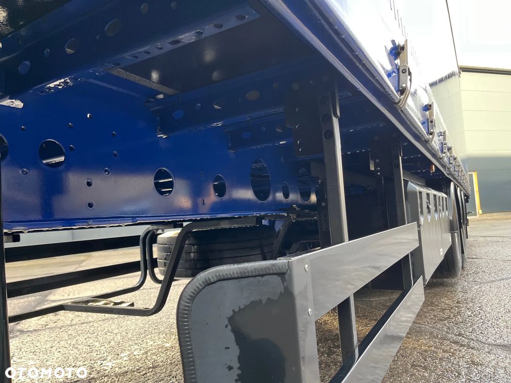 Schwarzmuller Standard SAF 300 000 km  5910 kg - 22