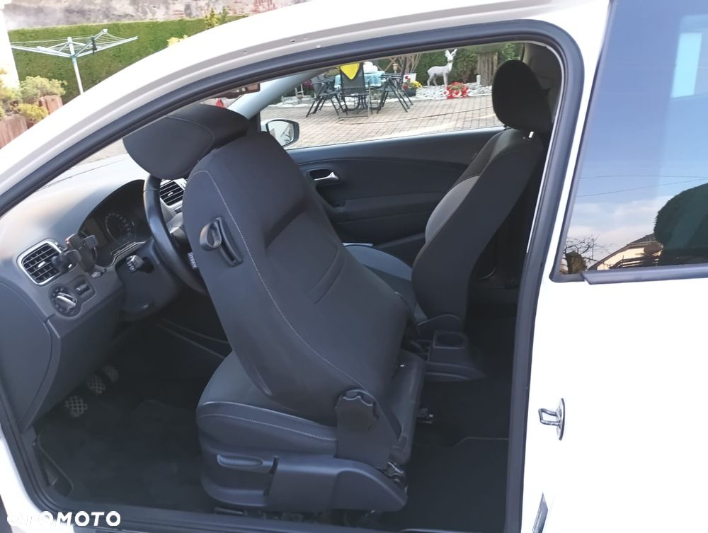 Volkswagen Polo - 8