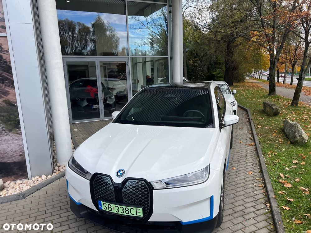BMW iX xDrive40 76.6kWh - 9