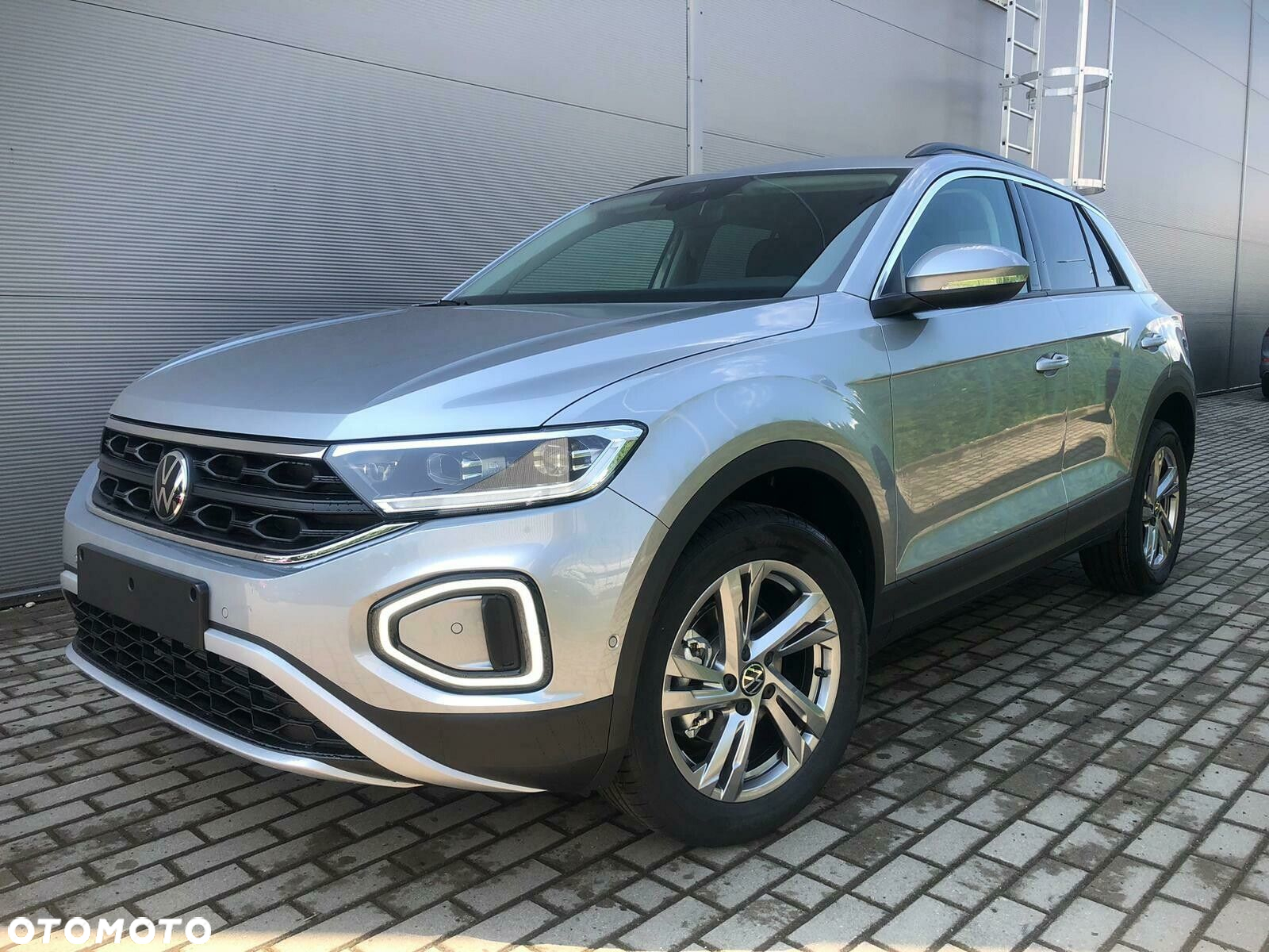 Volkswagen T-Roc 1.5 TSI Life Plus - 2