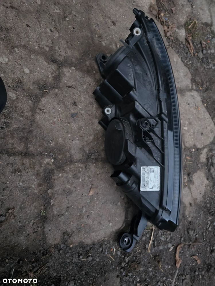 Reflektor lewy przód skoda Fabia III lift  led 6V1 941 015D - 2