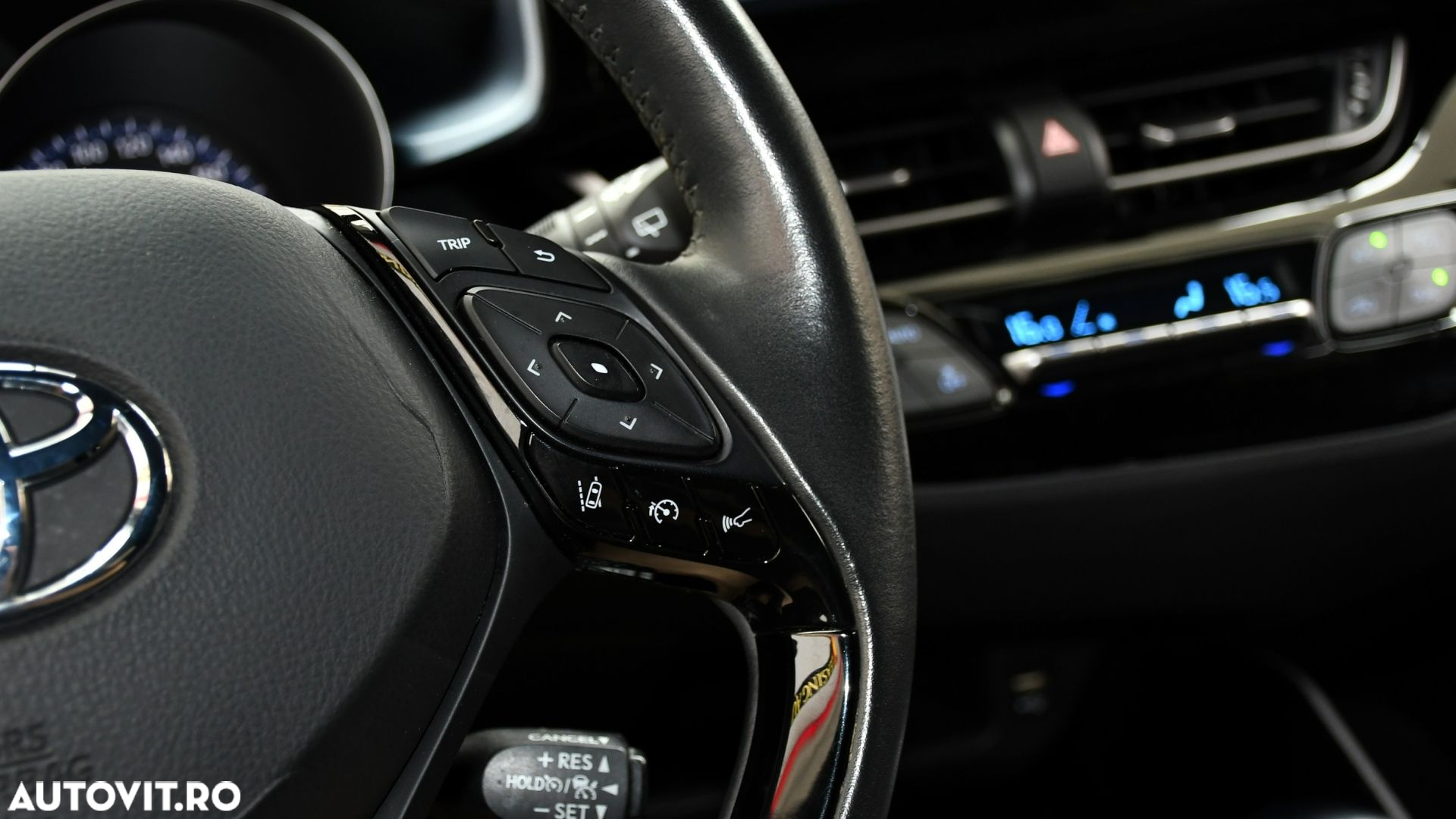 Toyota C-HR - 19