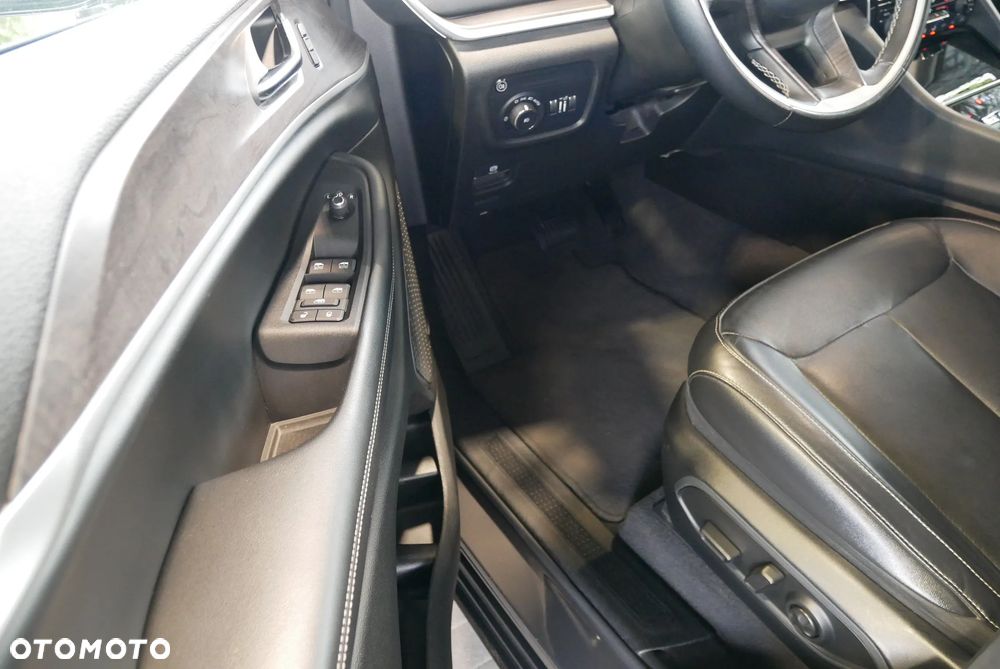 Jeep Grand Cherokee 3.6 V6 Limited - 23
