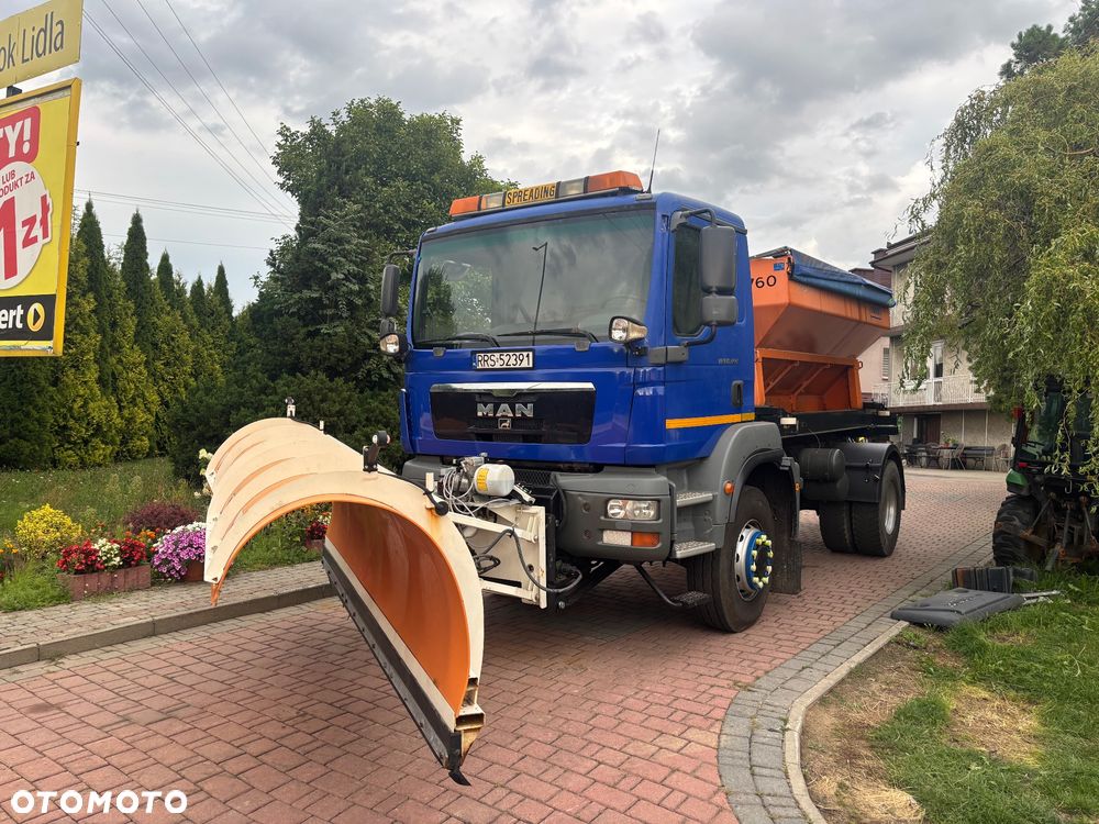 MAN TGM 18.340 4X4BB piaskarka solarka pług - 2