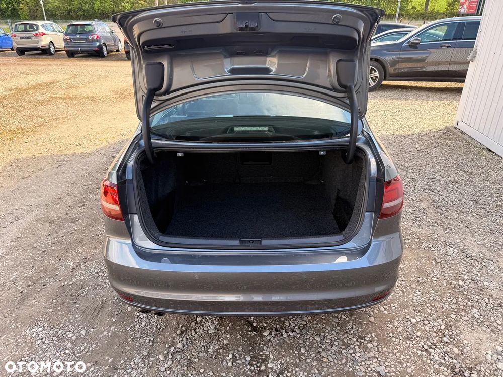 Volkswagen Jetta 2.0 TDI DPF BMT Comfortline - 18