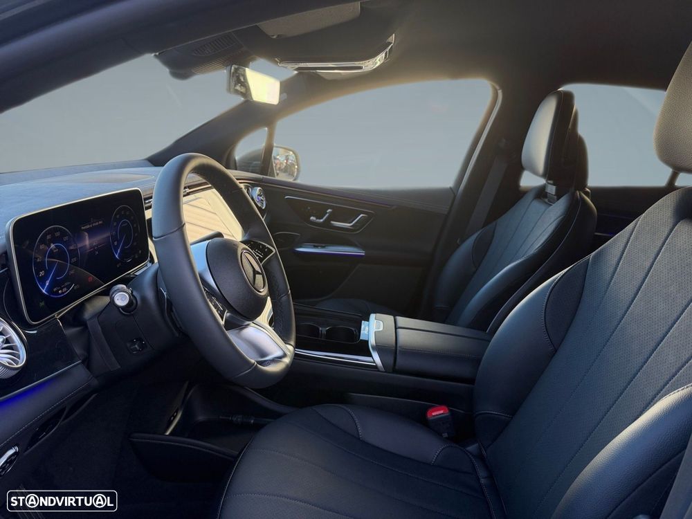 Mercedes-Benz EQE SUV 300 - 13