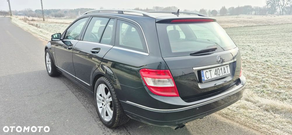 Mercedes-Benz Klasa C 180 CGI Automatik BlueEFFICIENCY - 4