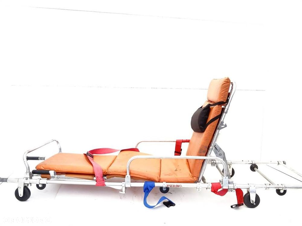 NOSZE RATUNKOWE DO AMBULANSU - 1