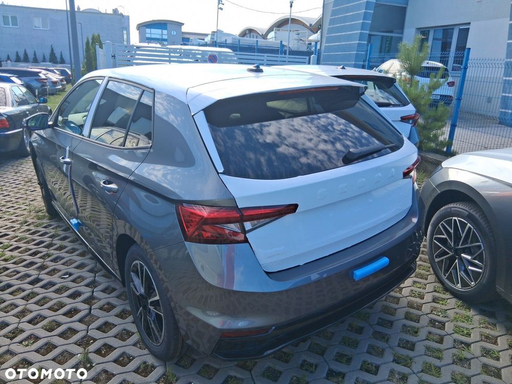 Skoda Fabia 1.0 TSI Monte Carlo - 4