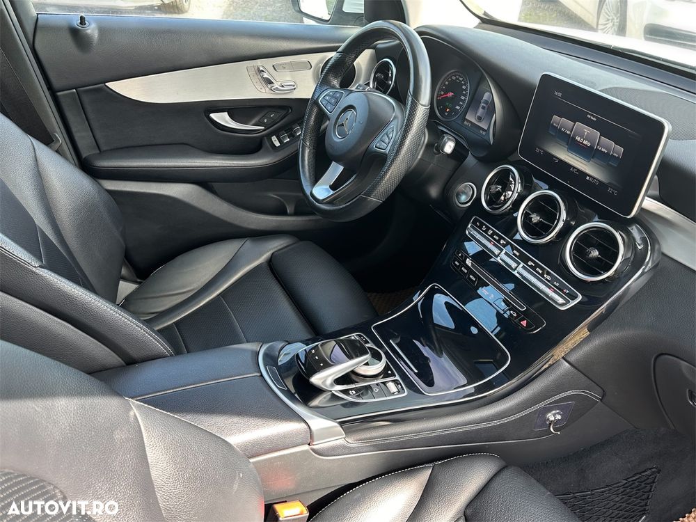 Mercedes-Benz GLC Coupe 220 d 4Matic 9G-TRONIC AMG Line - 9