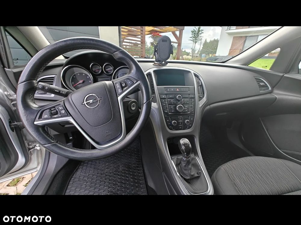 Opel Astra IV 1.6 CDTI Sport - 9