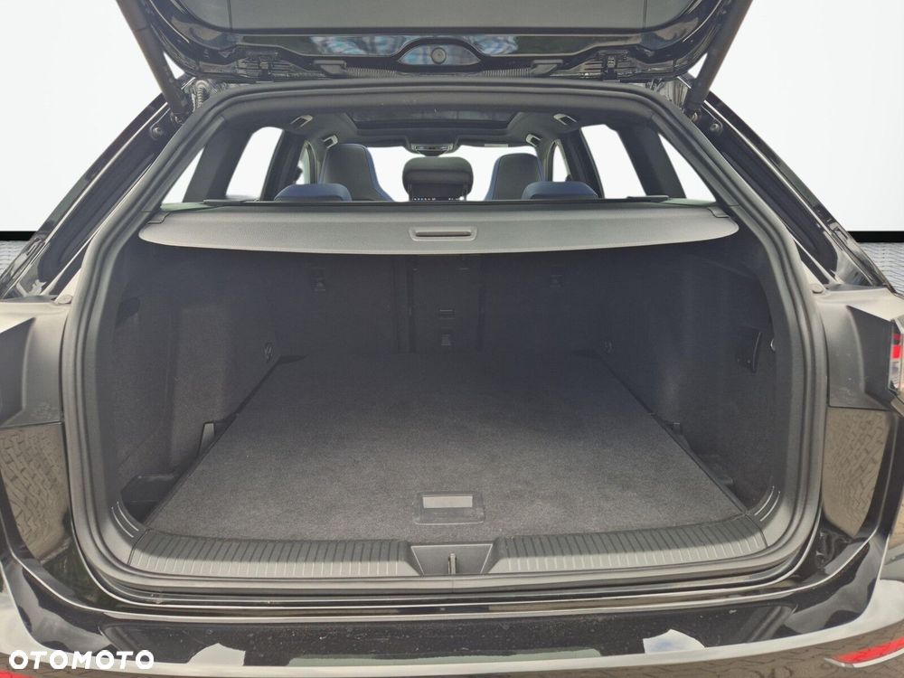 Volkswagen Golf Variant 2.0 TSI 4Motion R - 37