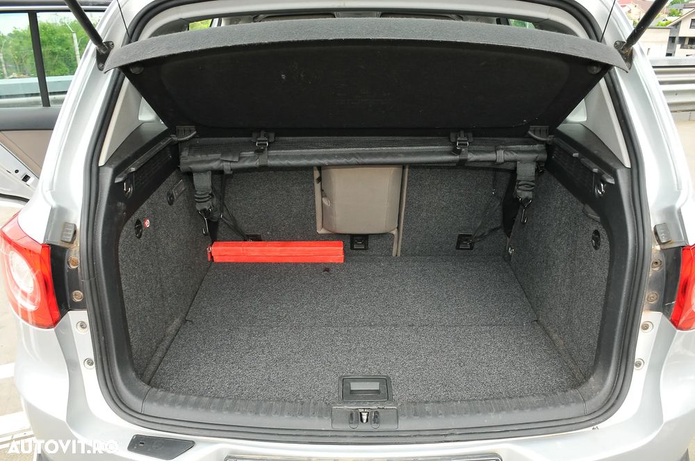 Volkswagen Tiguan 2.0 TDI DPF 4Motion Track & Style - 22