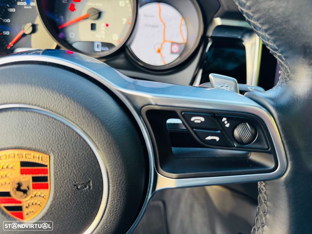 Porsche Macan S - 34