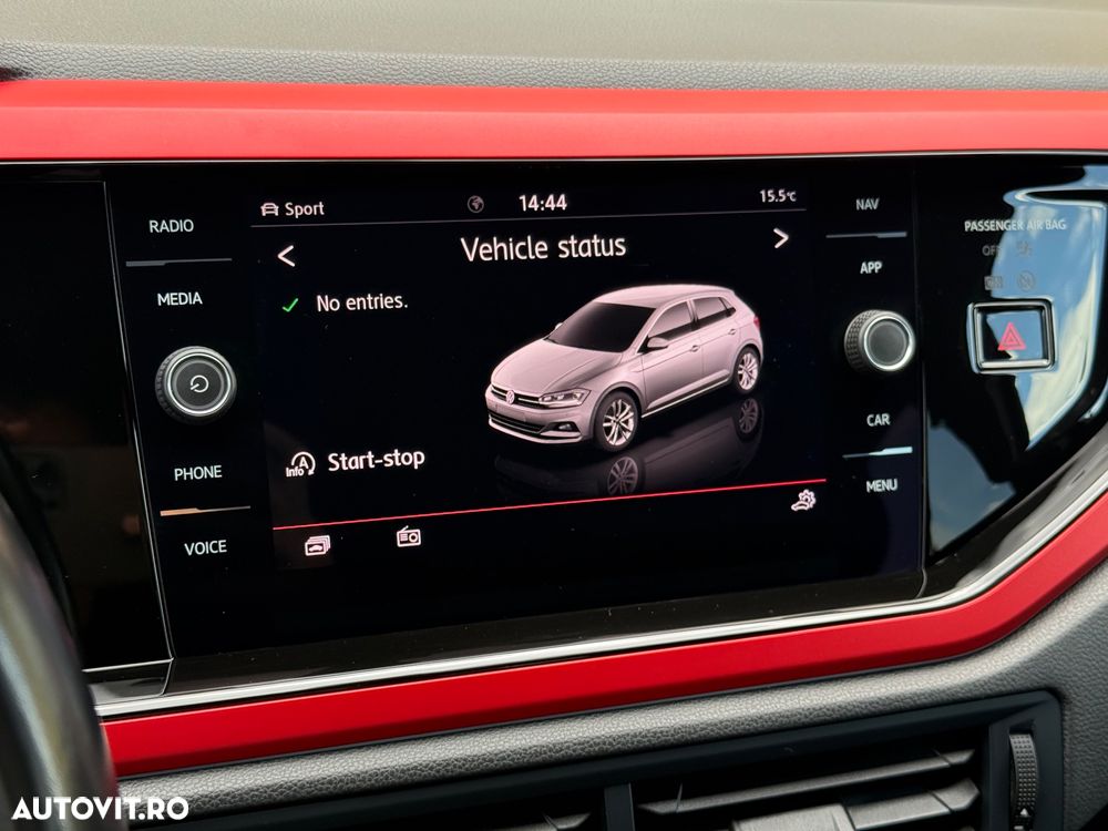 Volkswagen Polo 2.0 TSI DSG GTI - 21