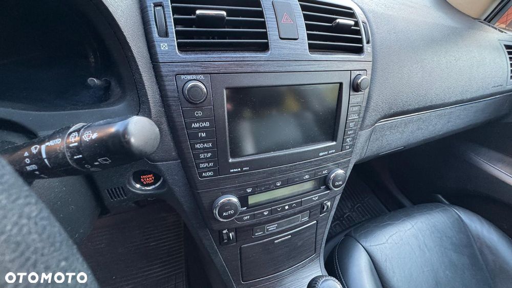 Toyota Avensis 2.0 Prestige MS - 35