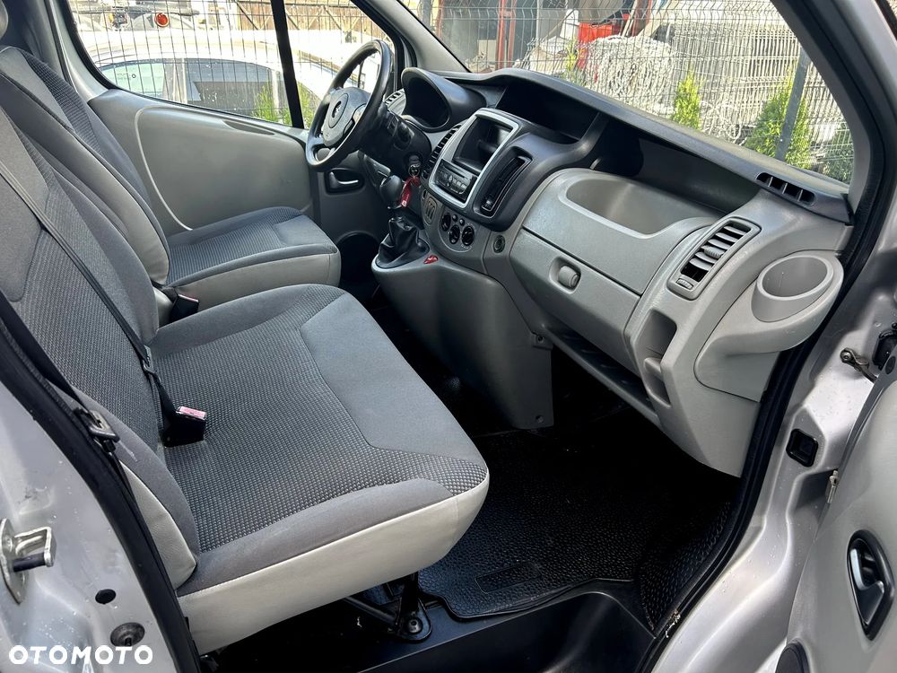 Opel Vivaro L2H1 2.9t - 13