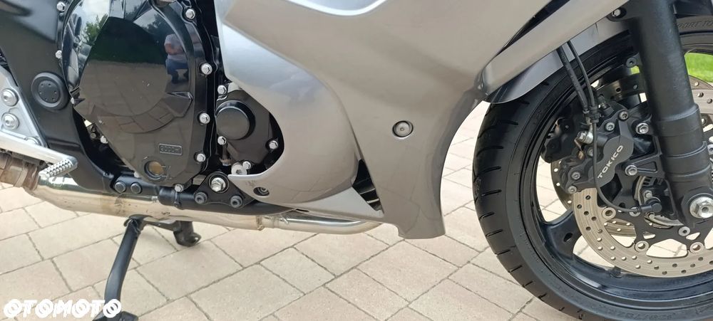 Suzuki GSX - 30