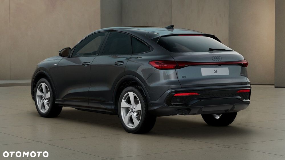 Audi Q5 Sportback - 3