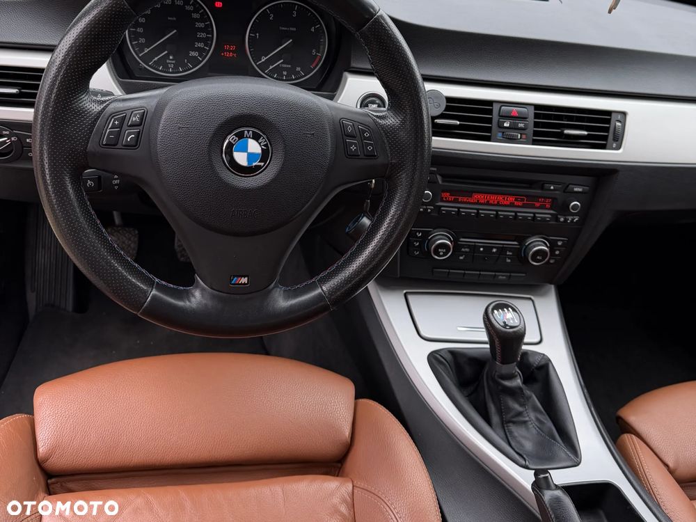 BMW Seria 3 320d - 8