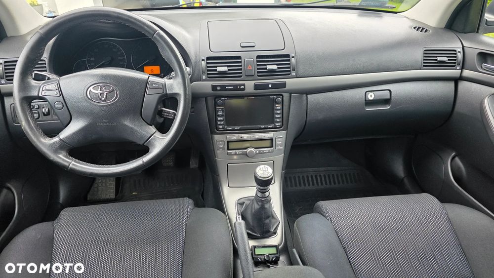 Toyota Avensis 2.0 D-4D Sol+NAVI - 7